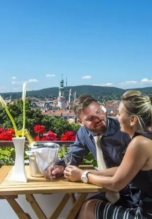 מלון Hotel Sopron 4*