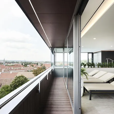 Hotel Hotel Sopron 4*