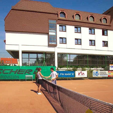 Отель Hotel Sopron Шопрон
